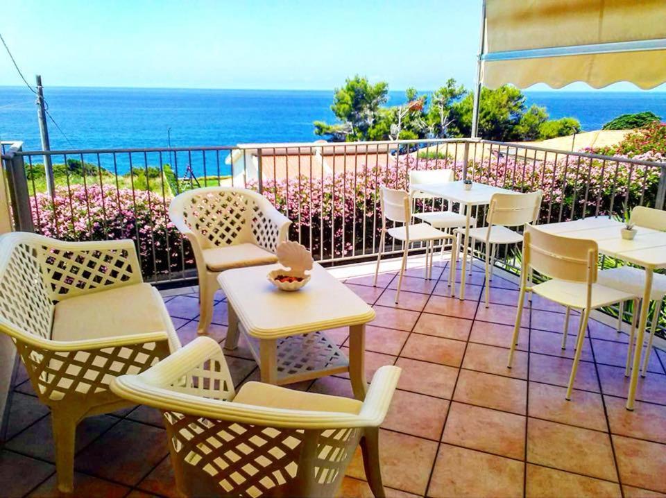 B&B Il Faro Cittadella del Capo Zewnętrze zdjęcie